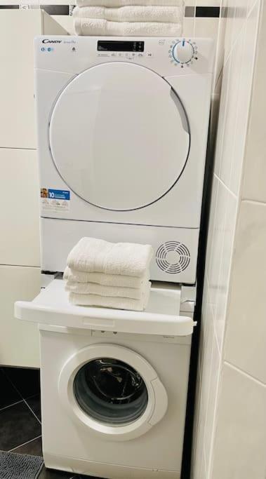 Cosy One Bedroom Flat In Center With Terrace&parking *